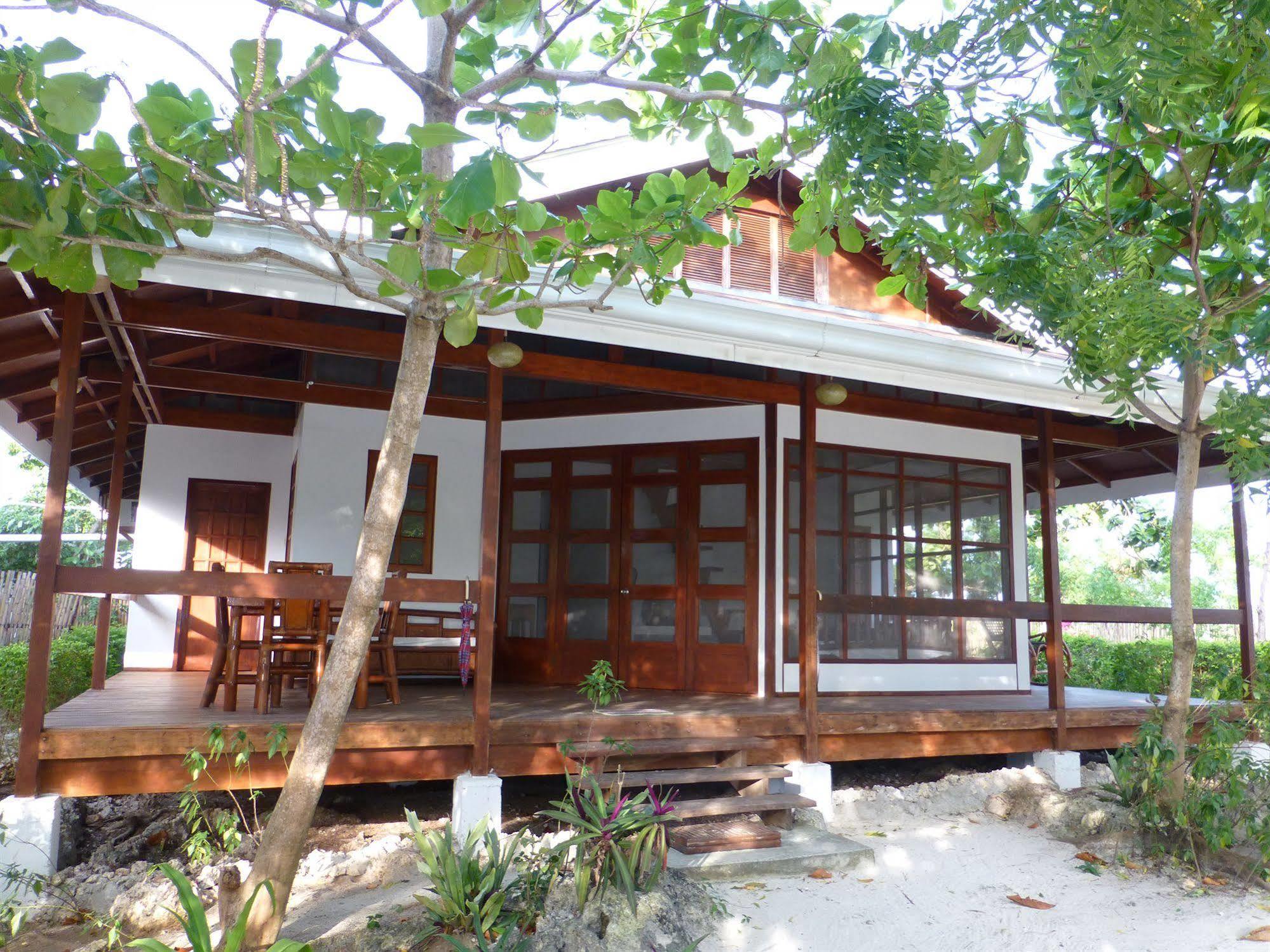 Talima Beach Villas & Dive Resort Cebu Exterior photo