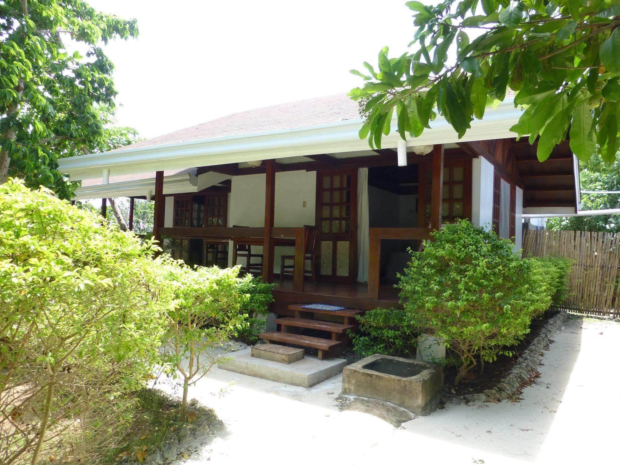 Talima Beach Villas & Dive Resort Cebu Exterior photo