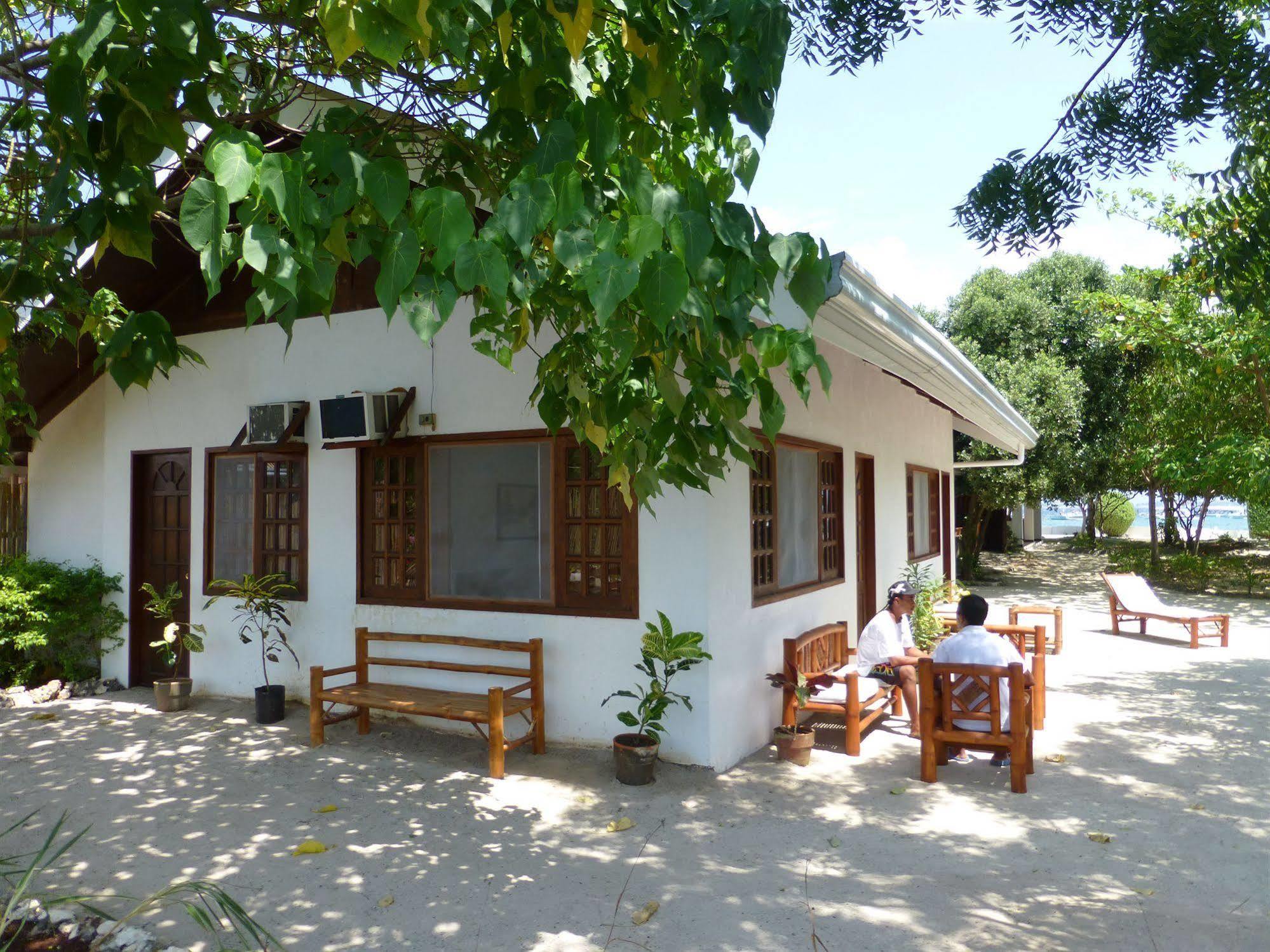 Talima Beach Villas & Dive Resort Cebu Exterior photo