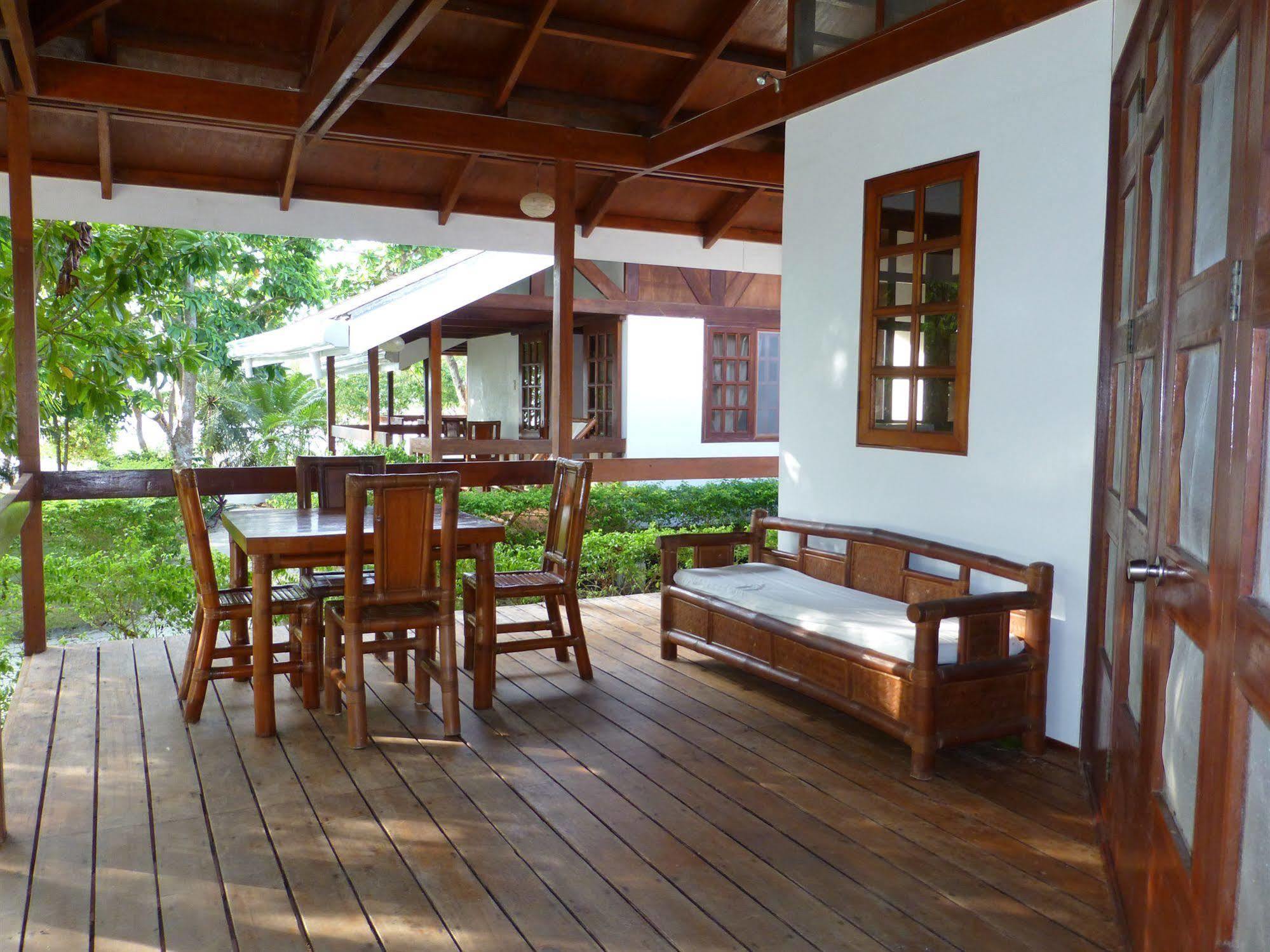 Talima Beach Villas & Dive Resort Cebu Exterior photo